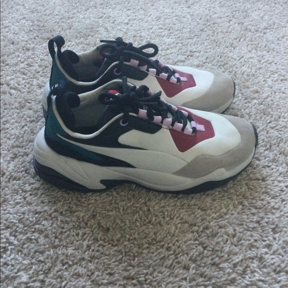 🔥🔥HOST PIC🔥🔥Rive Droite Puma Sneakers - Picture 8 of 16